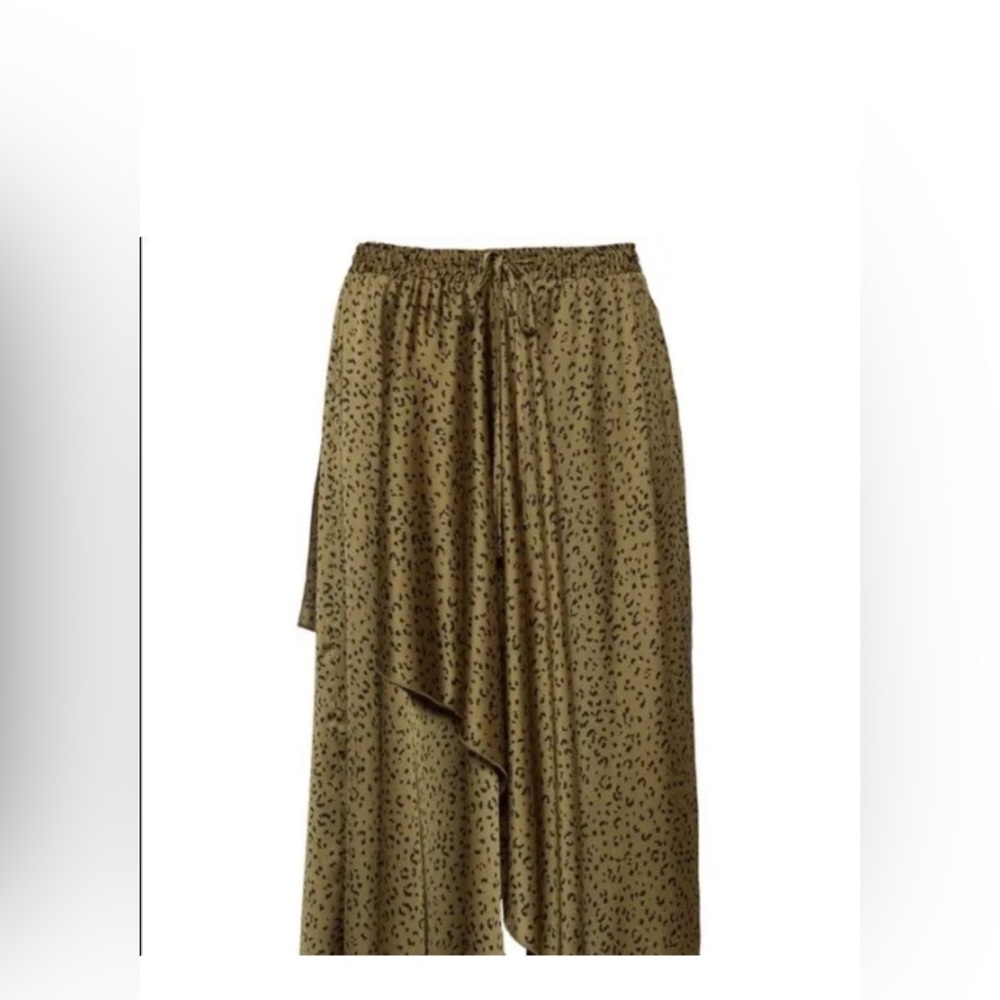 ZARA Satin Skirt Full asymmetrical animal print elastic waist green size small